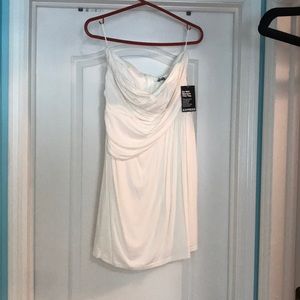 Express Woman’s white strapless dress